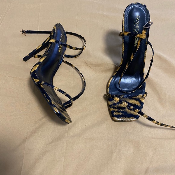 Fashion Nova heels - Picture 4 of 4